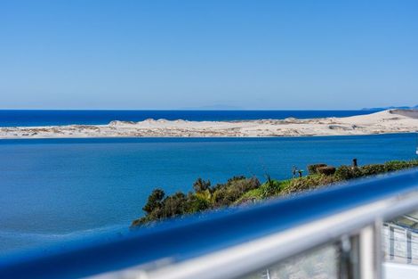Photo of property in 21 Awatea Street, Mangawhai Heads, Mangawhai, 0505