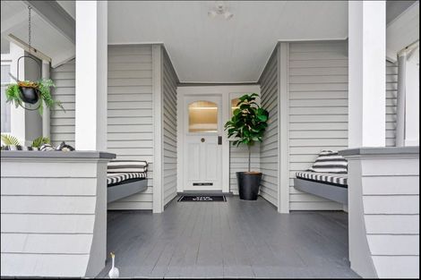 Photo of property in 16 Zealandia Street, Kensington, Whangarei, 0112