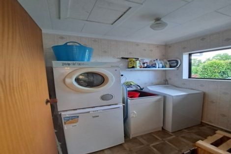 Photo of property in 13a Julian Place, Westown, New Plymouth, 4310