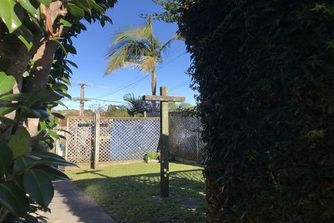 Photo of property in 3/32 Alamein Avenue, Belmont, Auckland, 0622