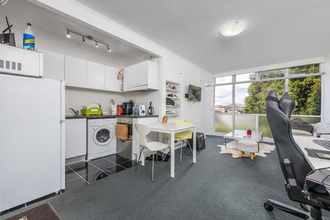 Photo of property in 67 St Vincent Avenue, Remuera, Auckland, 1050