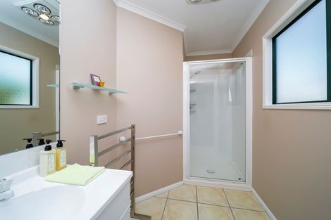 Photo of property in 50a Karina Road, Merrilands, New Plymouth, 4312