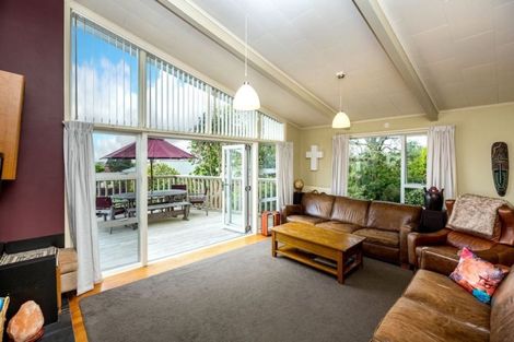 Photo of property in 11 Handley Place, Glen Avon, New Plymouth, 4312
