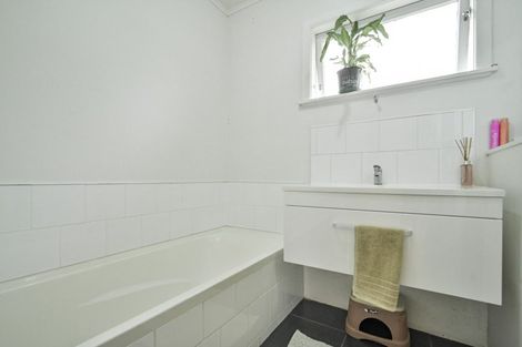 Photo of property in 902 Nelson Street North, Mahora, Hastings, 4120