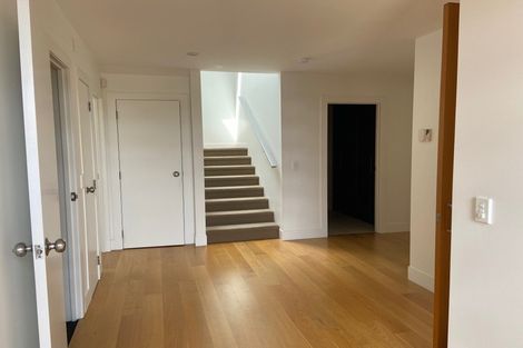 Photo of property in 1/16 Clifton Road, Hauraki, Auckland, 0622