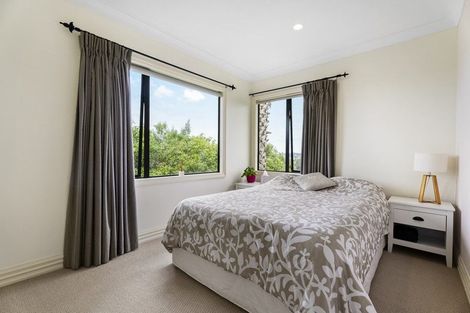 Photo of property in 36 Beauvoir Avenue, Matakatia, Whangaparaoa, 0930