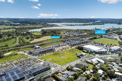 Photo of property in 5 Mataitai Road, Hobsonville, Auckland, 0618