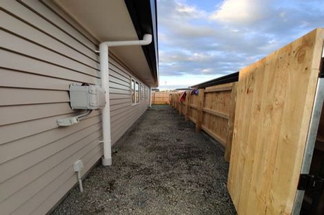 Photo of property in 23 Kapowai Boulevard, Takanini, 2112