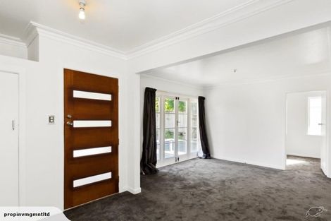 Photo of property in 67 Russell Road, Manurewa, Auckland, 2102