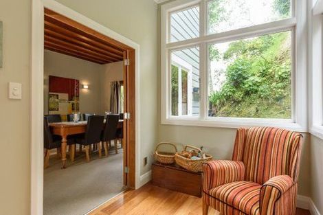 Photo of property in 135 Glenmore Street, Kelburn, Wellington, 6012