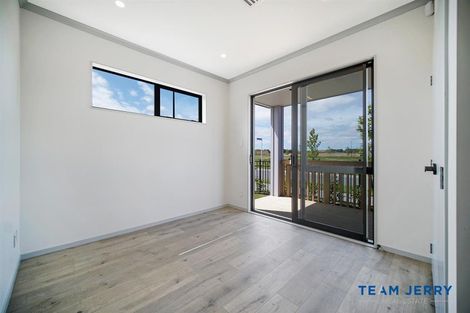 Photo of property in 7 Kauitara Lane, Karaka, 2113