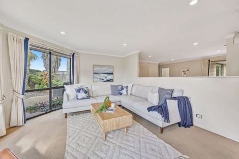 Photo of property in 45 Starlight Cove, Hobsonville, Auckland, 0618