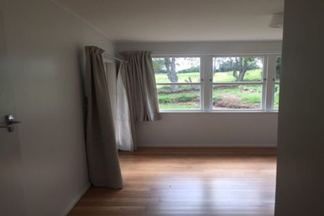 Photo of property in 11 Burrow Road, Pukekohe, 2120