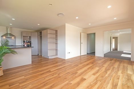 Photo of property in 8 Sorrento Place, Kelvin Grove, Palmerston North, 4414