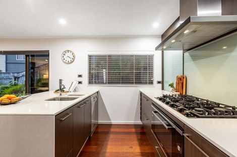 Photo of property in 37 Navigation Drive, Whitby, Porirua, 5024