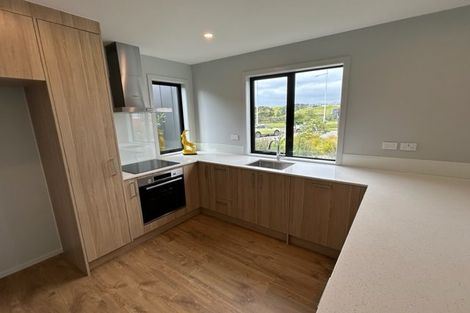 Photo of property in 2a Nerita Place, Long Bay, Auckland, 0630