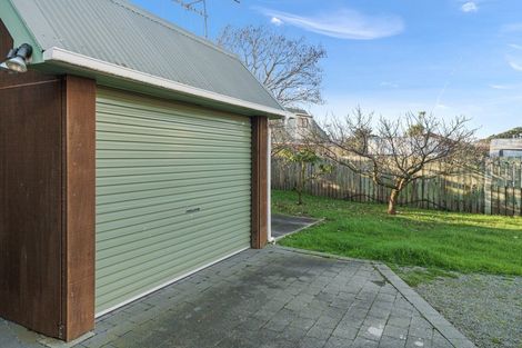 Photo of property in 20 Simcox Street, Otaki Beach, Otaki, 5512