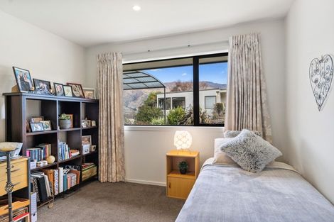 Photo of property in 20 Mount Iron Drive, Wanaka, 9305