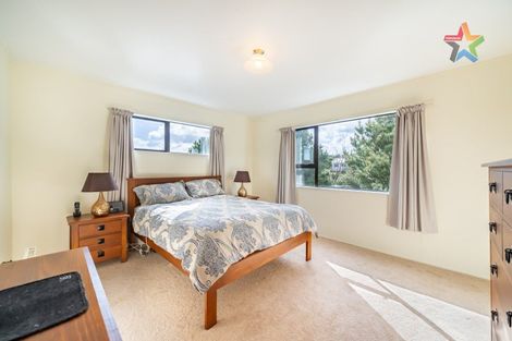 Photo of property in 6a Mossburn Grove, Kelson, Lower Hutt, 5010