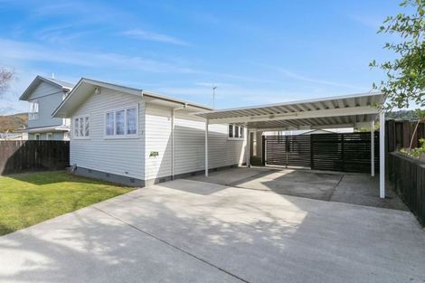 Photo of property in 7 Meremere Street, Wainuiomata, Lower Hutt, 5014