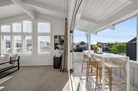 Photo of property in 11a Cecil Road, Milford, Auckland, 0620