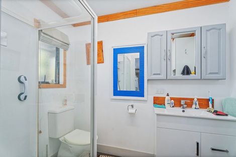 Photo of property in 11 Dotterel Place, Whitianga, 3510