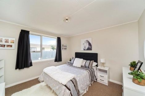 Photo of property in 28 Kamahi Avenue, Hawera, 4610