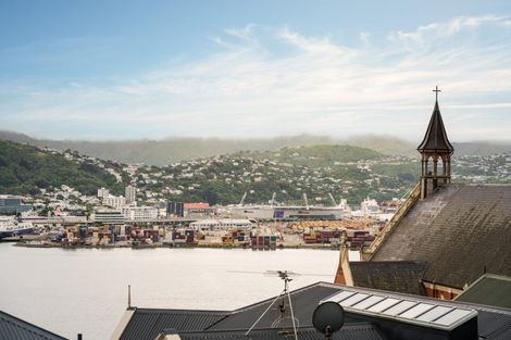 Photo of property in 2 Shannon Street, Mount Victoria, Wellington, 6011