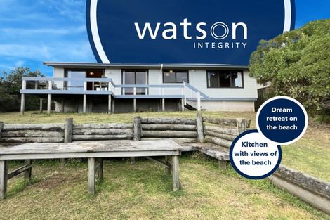 Photo of property in 25 Oratia Street, Waikanae Beach, Waikanae, 5036