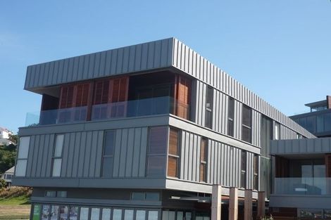 Photo of property in Patent 326 Apartments, 326 Evans Bay Parade, Hataitai, Wellington, 6021