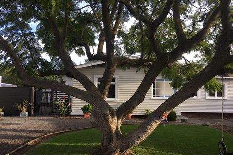 Photo of property in 14 Lawrence Road, Hospital Hill, Napier, 4110