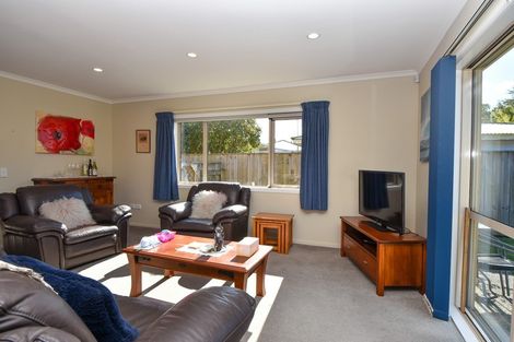 Photo of property in 5 Hilton Road, Carterton, 5713