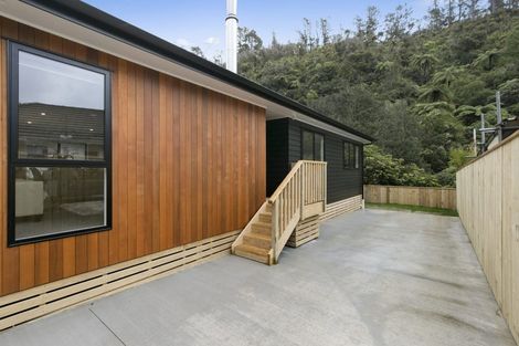 Photo of property in 38 Sunny Grove, Wainuiomata, Lower Hutt, 5014