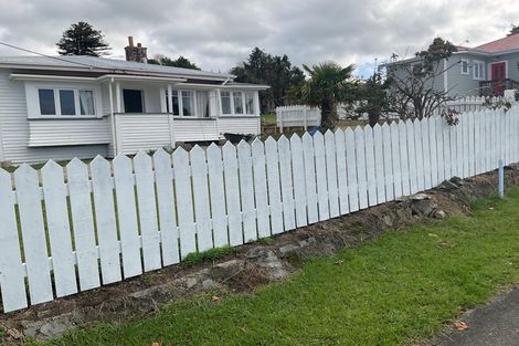 Photo of property in 77 Rodney Street, Wellsford, 0900