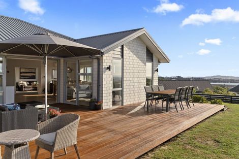 Photo of property in 8 Bernora Crescent, Bombay, 2675