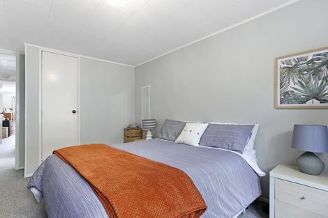 Photo of property in 149 Centaurus Road, Saint Martins, Christchurch, 8022