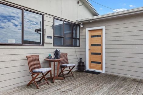 Photo of property in 90 Main Street, Edgecumbe, 3120