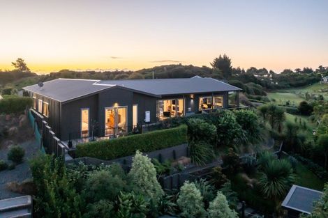 Photo of property in 3 Lamont Place, Waikanae, 5036