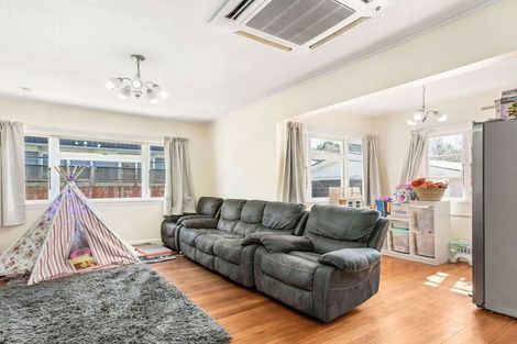 Photo of property in 44 Windermere Road, Papanui, Christchurch, 8053