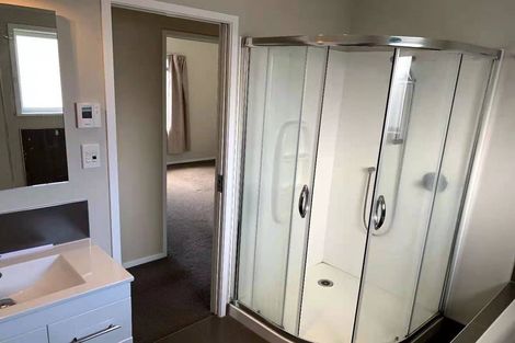 Photo of property in 43 Minaret Drive, Bucklands Beach, Auckland, 2014