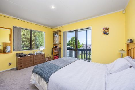 Photo of property in 32 Wai Iti Place, Clendon Park, Auckland, 2103