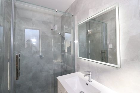 Photo of property in 7d Pinehurst Place, Wattle Downs, Auckland, 2103