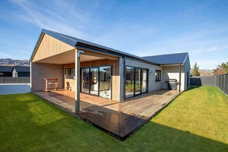 Photo of property in 8 Duohys Lane, Mount Pisa, 9383