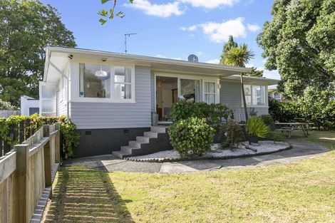 Photo of property in 30 Nile Road, Kelston, Auckland, 0602