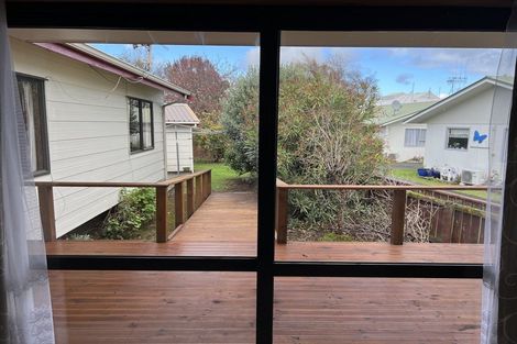 Photo of property in 20 Burns Street, Dannevirke, 4930