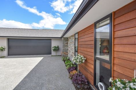 Photo of property in 47 Awa Toru Drive, Fairfield, Dunedin, 9018