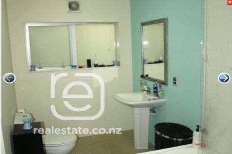 Photo of property in 657 Beach Road, Rothesay Bay, Auckland, 0630