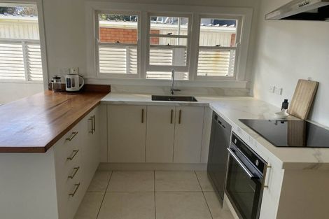 Photo of property in 5c Pendarves Street, New Plymouth, 4310