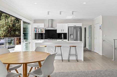 Photo of property in 14 Greenview Drive, Mangawhai Heads, Mangawhai, 0505