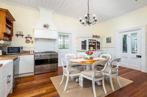 Photo of property in 14 Exeter Street, Waimate, 7924